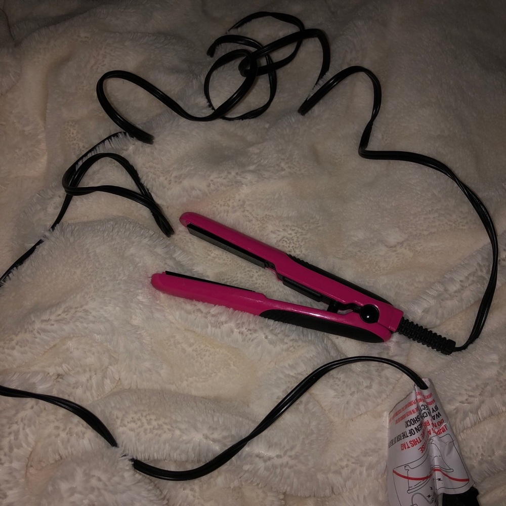 Mini On The Go Flat Iron